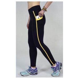 NWT Dona Jo Jo-Go Leggings (Pink)